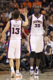 Indiana Pacers v Phoenix Suns: Earl Barron and Steve Nash Photographic Print by Christian Petersen