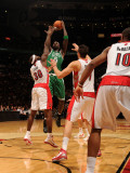 Boston Celtics v Toronto Raptors: Kevin Garnett and Reggie Evans Photographic Print by Ron Turenne