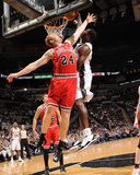 Chicago Bulls v San Antonio Spurs: Antonio McDyess and Brian Scalabrine Photographic Print by D. Clarke Evans
