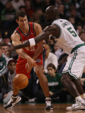 New Jersey Nets v Boston Celtics: Kris Humphries and Kevin Garnett Photographic Print by Elsa .