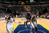 Portland Trail Blazers v Memphis Grizzlies: Wesley Matthews, Darrell Arthur and O.J. Mayo Photographic Print by Joe Murphy