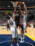 Miami Heat v Memphis Grizzlies: Chris Bosh, Marc Gasol and Darrell Arthur Photographic Print by Joe Murphy
