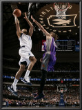Phoenix Suns v Dallas Mavericks: Tyson Chandler and Robin Lopez Art by Glenn James