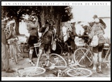 Tour de France, Drinkers Framed Canvas Print