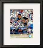 Scott Williamson - Pitching Framed Photographic Print