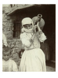 Armenian Country Girl, Yerevan Lámina giclée por Dmitri Ivanovich Yermakov Armenian Country Girl, Yerevan Lámina giclée por Dmitri Ivanovich Yermakov