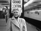 Marilyn Monroe, Grand Central Affiches par Ed Feingersh