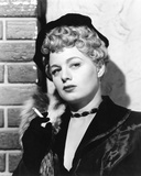 Shelley Winters Photo