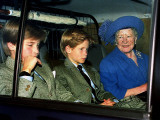 Queen Mother with Prince William and Harry leaving Crathie in car Photographic Print