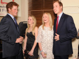 Princes William and Harry honour a childhood friend who died as a teenager by becoming patrons of a Fotografisk tryk Princes William and Harry honour a childhood friend who died as a teenager by becoming patrons of a Fotografisk tryk