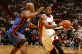 New York Knicks v Miami Heat, Miami - February 27: Dwyane Wade and Chauncey Billups Photographic Print by Issac Baldizon