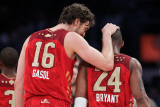 2011 NBA All Star Game, Los Angeles, CA - February 20: Pau Gasol and Kobe Bryant Photographie par Jeff Gross