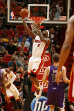 Sacramento Kings v Miami Heat, Miami - February 22: LeBron James Fotografisk trykk av Issac Baldizon