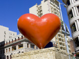 Heart Sculpture at Union Square Park Photographie par Christina Lease