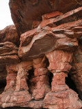 Eroded Sandstone Tor Near Bachsten Creek, West Kimberley Photographie par Grant Dixon