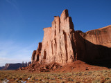 Mesa Rock Formations in Monument Valley Lámina fotográfica por Feargus Cooney Mesa Rock Formations in Monument Valley Lámina fotográfica por Feargus Cooney