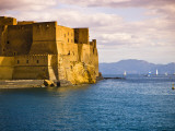The 12th Century Castel Dell'Ovo Photographie par Glenn Beanland