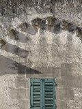 Arch with Shadows and Green Shutters Fotografisk trykk av David Borland