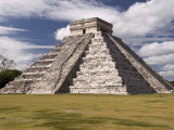 El Castillo, Pyramid of Kukulca Photographic Print by Dennis Johnson
