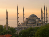 Sultan Ahmet (Blue Mosque) at Dawn, Historic Centre of Istanbul Fotografie-Druck von Diego Lezama