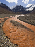 Braided Channels of Upper Rio Colorado, Polaco Peak (6000M) in Background Photographie par Grant Dixon