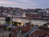 Praca Dom Pedro Iv (Rossio Square) at Dusk Photographie par Holger Leue