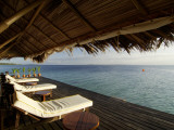 Looking Out to Sea from the Punta Caracol Hotel Verandah Photographie par Alfredo Maiquez