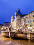 Fontana Del Nettuno (Neptune Fountain) and Church of Sant'Agnese in Agone at Piazza Navona Fotografie-Druck von Richard l'Anson
