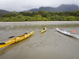 Kayaks at Low Tide in Zoe Bay Fotografisk trykk av Andrew Bain Kayaks at Low Tide in Zoe Bay Fotografisk trykk av Andrew Bain