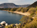 Beach in Lake Malawi National Park, Cape Maclear Photographie par Ariadne Van Zandbergen