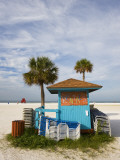 Beach Chair Rental Shack Fotografie-Druck von Thomas Winz