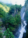 Rio Verde Falls into the Rio Pastaza - Rio Verde, Maca Photographie par Woods Wheatcroft