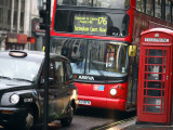 London Buses and Taxis in Heavy Traffic Fotografisk trykk av Tony Burns London Buses and Taxis in Heavy Traffic Fotografisk trykk av Tony Burns