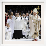 Pope Benedict XVI Acknowledges the Crowd as He Arrives for a Mass Framed Photographic Print