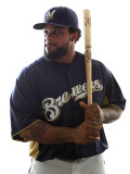 Milwaukee Brewers Photo Day, MARYVALE, AZ - FEBRUARY 24: Prince Fielder Photographie par Jonathan Ferrey