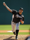 Florida Marlins v Washington Nationals, VIERA, FL - MARCH 02: Josh Johnson Photographie par Mike Ehrmann