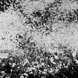 Busy Convention in Madison Square Gardens, New York City, People Releasing Balloons Photographie par H. Armstrong Roberts