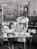 Mother and Daughter at Kitchen Table, Preparing Ingredients in Mixer For Baking Fotografie-Druck von H. Armstrong Roberts