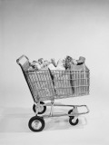 Shopping Trolley Filled With Bags of Groceries Fotografie-Druck von H. Armstrong Roberts