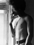 Man Smoking Photographie par H. Armstrong Roberts