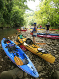 Kayaking on Kalihiwai Stream, Hawaii, USA Photographie par Douglas Peebles