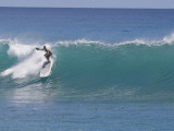 Surfing at Waikiki, Honolulu, Hawaii, USA Photographie par Douglas Peebles
