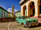 Old Worn 1958 Classic Chevy, Trinidad, Cuba Photographie par Bill Bachmann