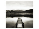 Emigrant Lake Dock II in Black and White Impressão giclée premium por Shane Settle