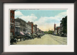 Middletown, Connecticut - Southern View Down Main Street Print
