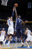 Memphis Grizzlies v Oklahoma City Thunder - Game Two, Oklahoma City, OK - MAY 3: Tony Allen and Rus Photographic Print by Layne Murdoch