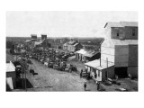 Yuma, Colorado - View of Horse Carriages Crowding the Street Prints