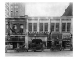 Oregon City Woolen Mills Store Exterior, 1936 Giclee-trykk av Chapin Bowen Oregon City Woolen Mills Store Exterior, 1936 Giclee-trykk av Chapin Bowen