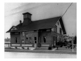 Exterior of Fire Station, Tacoma, WA, 1932 Giclee-trykk av Chapin Bowen Exterior of Fire Station, Tacoma, WA, 1932 Giclee-trykk av Chapin Bowen