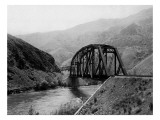 Train Going Full Steam, Pouring Out Smoke, 1915 Giclee Print by Asahel Curtis